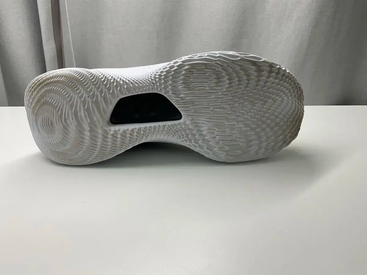 UNDER ARMOUR curry8 アンダーアーマー カリー8 26cm UNDER ARMOUR