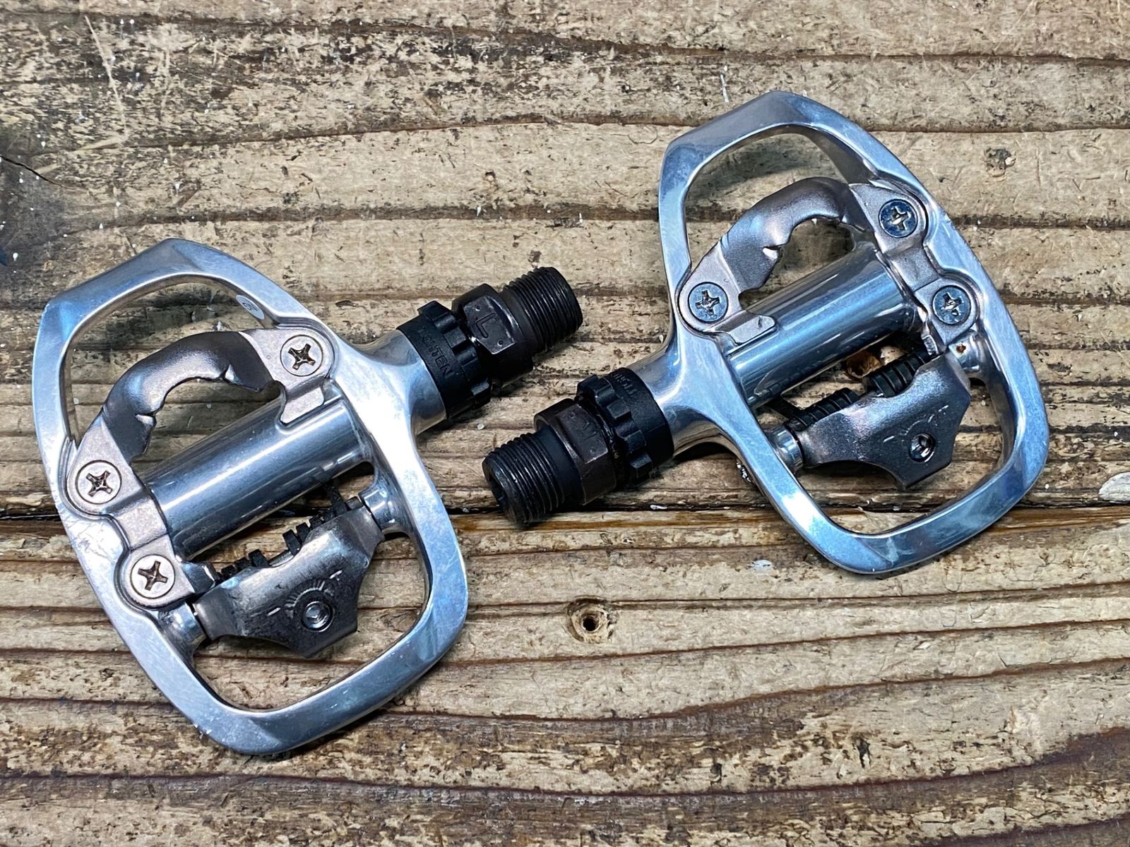 【未使用・美品】シマノ SHIMANO アルテグラ ビンディングペダル JG445 シマノ SHIMANO アルテグラ ULTEGRA PD-R8000