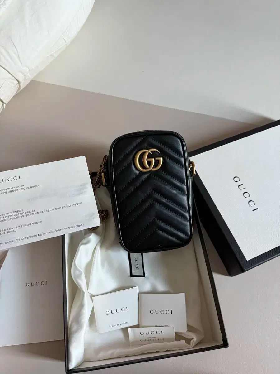 GUCCI グッチ マーモント GG ミニバッグ 携帯電話バッグ