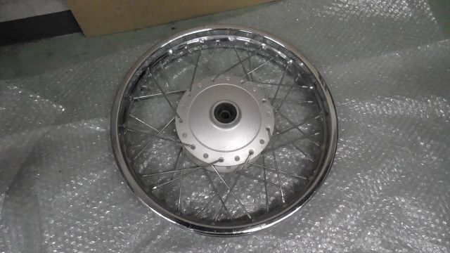カブ50 プロ AA04-3026xxx の フロントホイール M12 1758763575