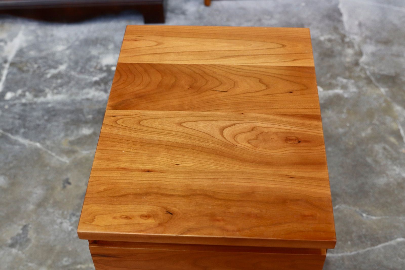 GMIK527 レグナテック Leaves リーヴス デスクワゴン サイドチェスト ワゴン 引出し チェリー材 北欧スタイル キャスター付き 定価7.15万 MARWIL-DEMENAGEMENTS_CH