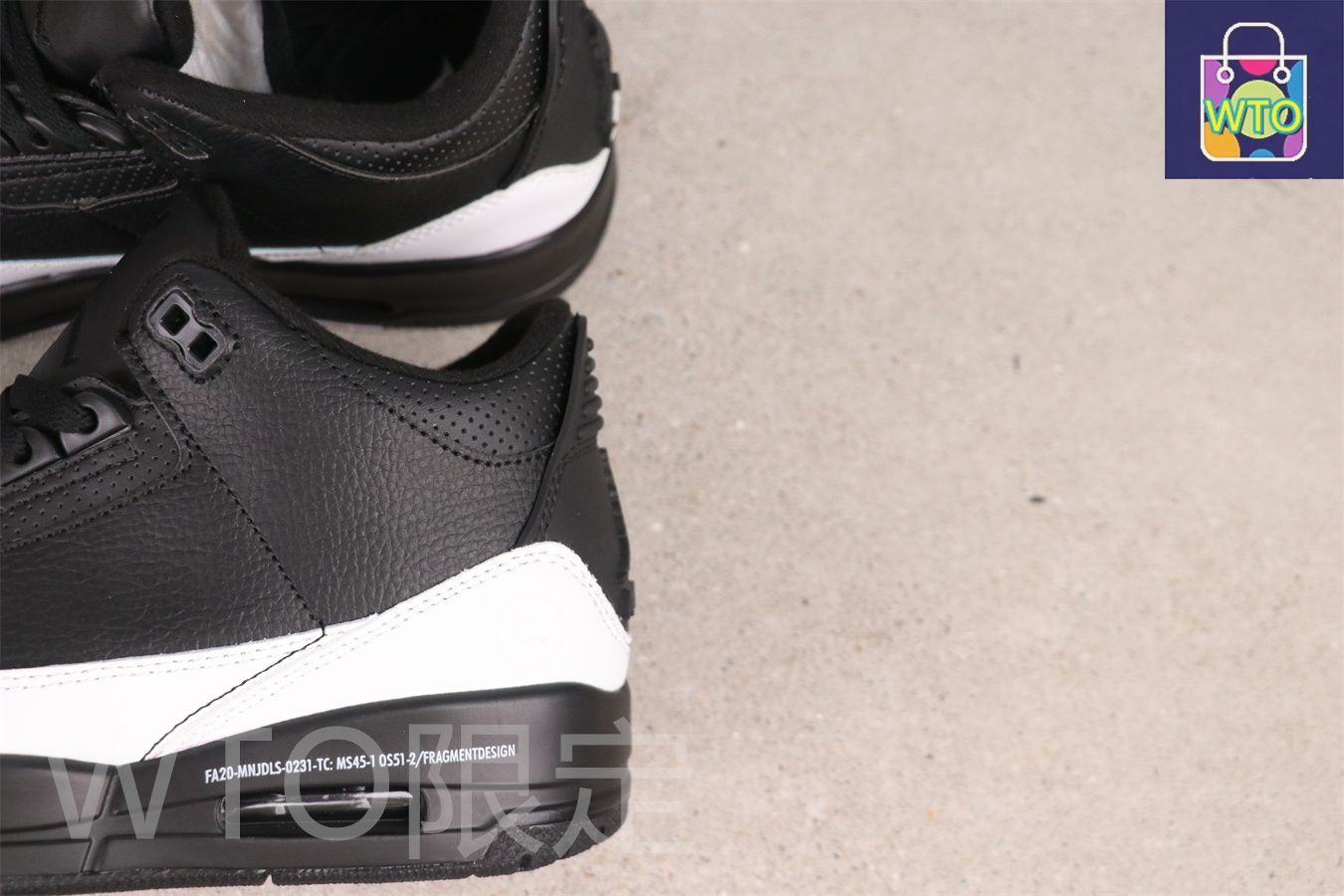 バスケットシューズ 136064-080