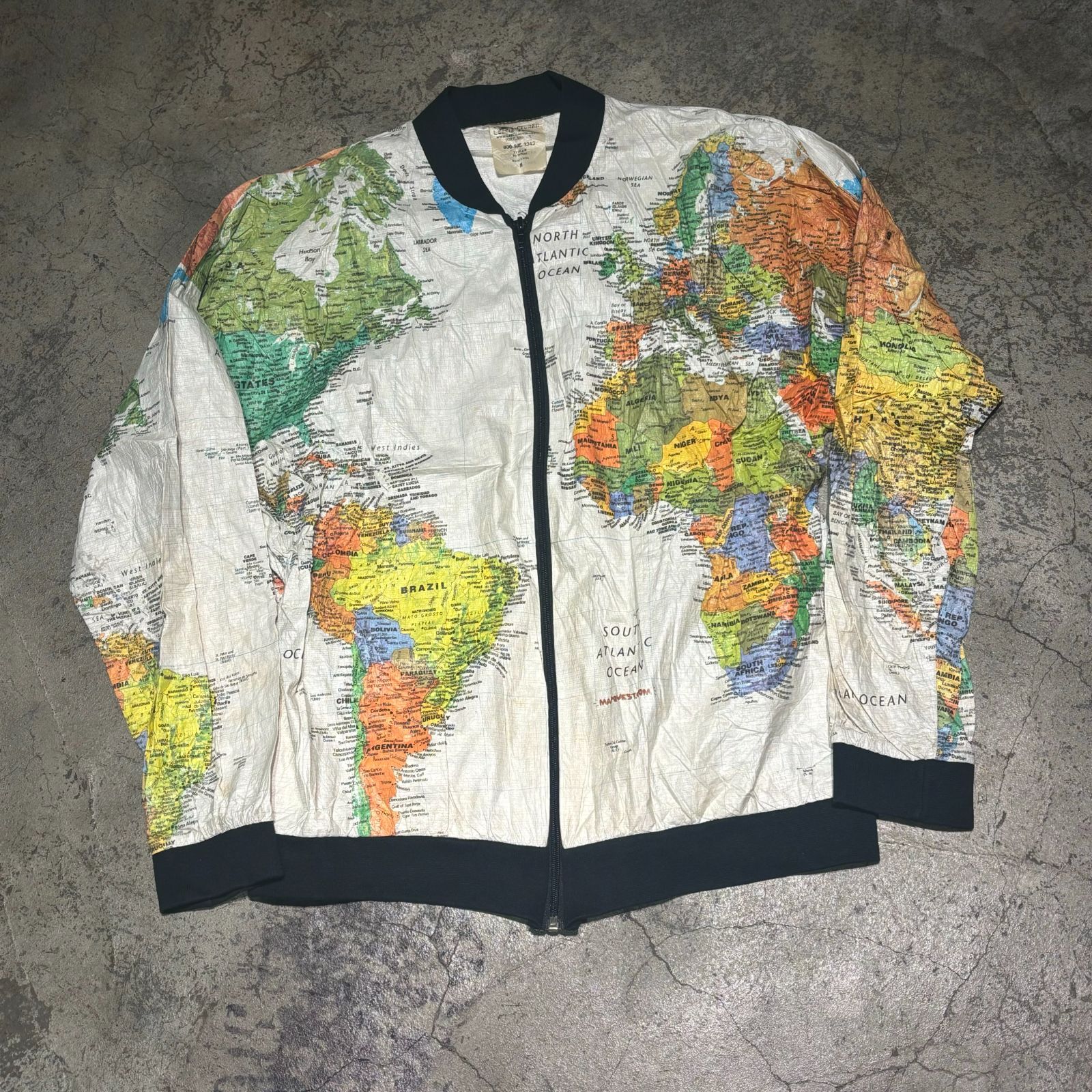 leslie jordan レスリージョーダン USA製 世界地図 ペーパージャケット SIZE M 表参道th - メルカリ