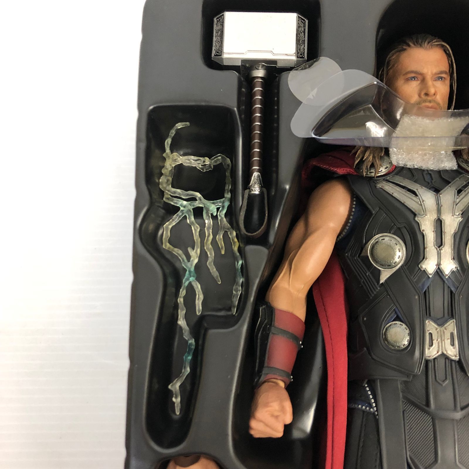 ホットトイズ　ソー　アベンジャーズ　ムービーマスターピース　ウルトロン Amazon.co.jp: ムービー・マスターピース アベンジャーズ/エイジ