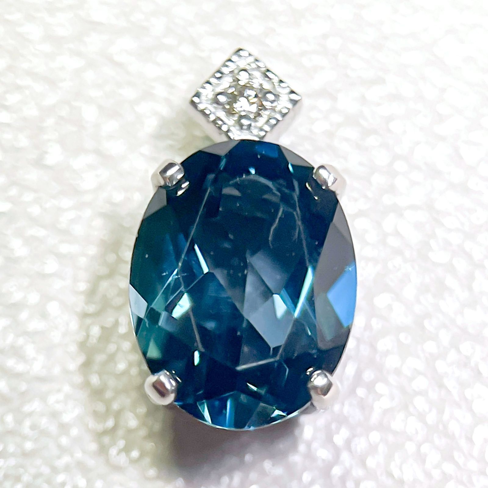 JN329-1 Pt900 ペンダントトップ 1.0ct タンザナイト