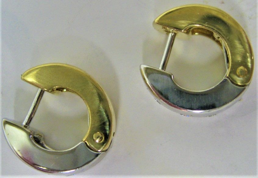 極美品ポーラPOLA スナップピアス18金とホワイトゴールド ダイヤ  