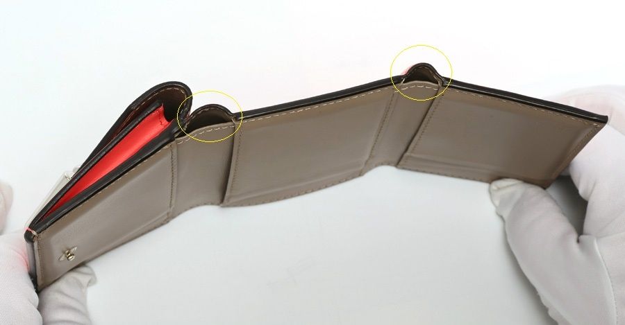 フェンディ / FENDI FFダイヤモンド財布 / 三つ折りウォレット 8M0480  