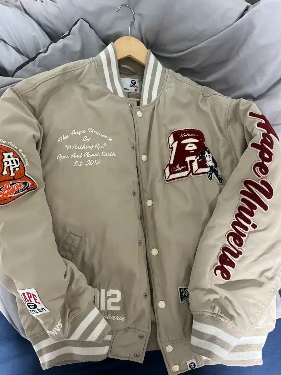 A BATHING APE(アベイシングエイプ) aape 北京 ユニバース ジャケット 
