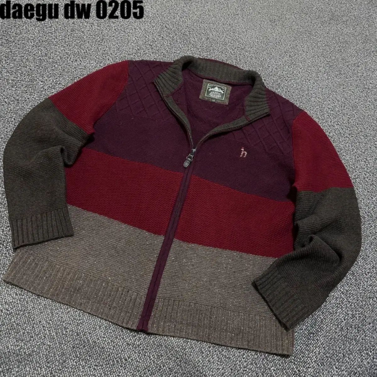 HAZZYS(へジス) ジップアップ 110