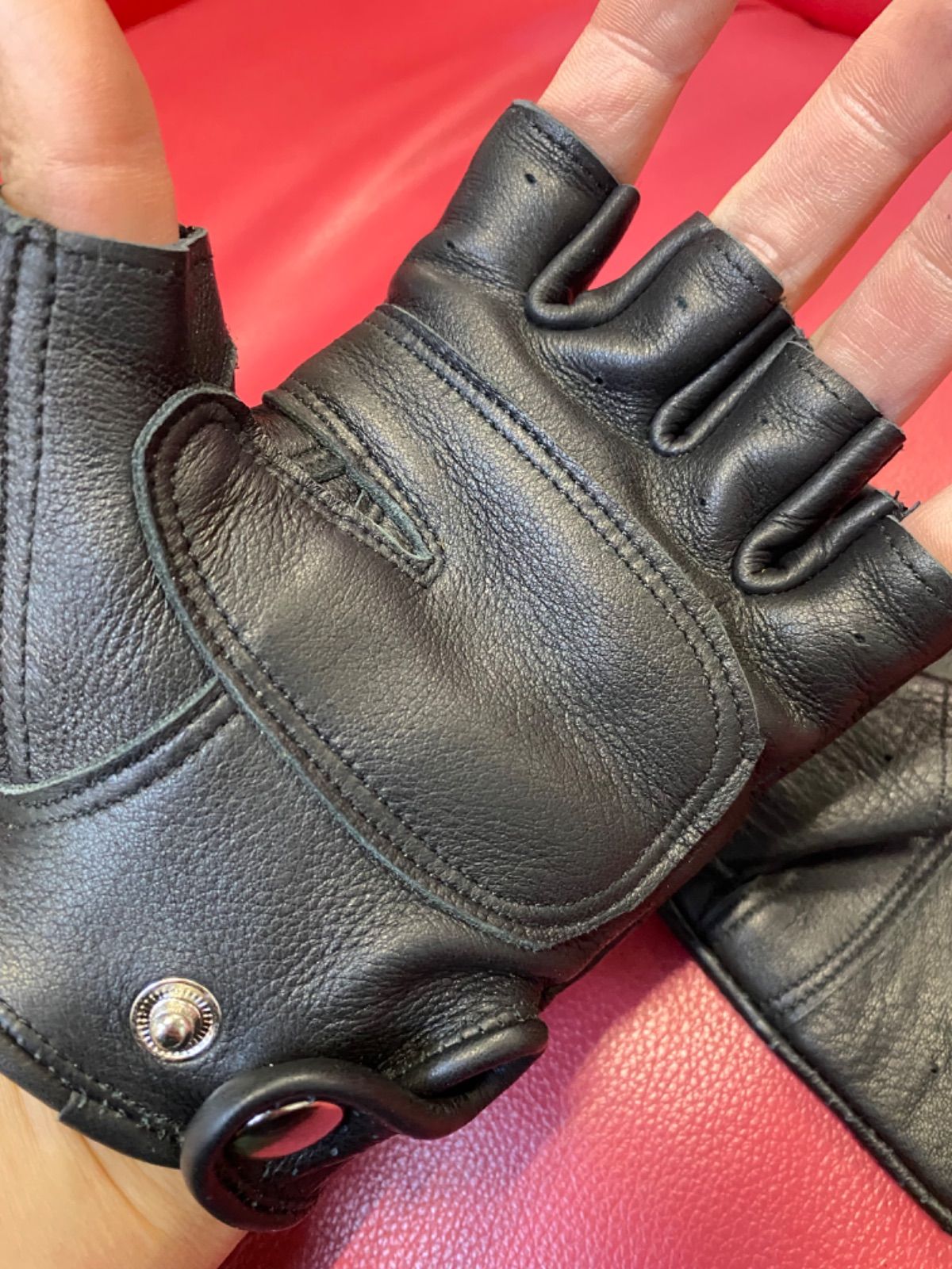 名作 UGG 本革グローブバイクグローブ 半指レーザーグローブ ショート ウェア
