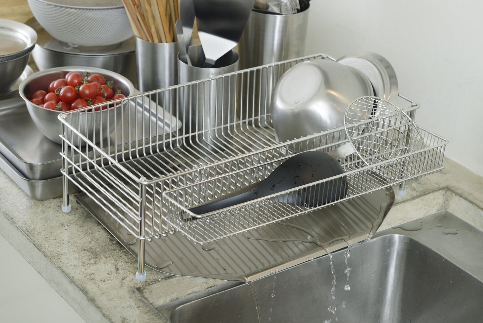 迅速発送 ラバーゼ La Base ステンレスNEW水切りかご スリム LB-056