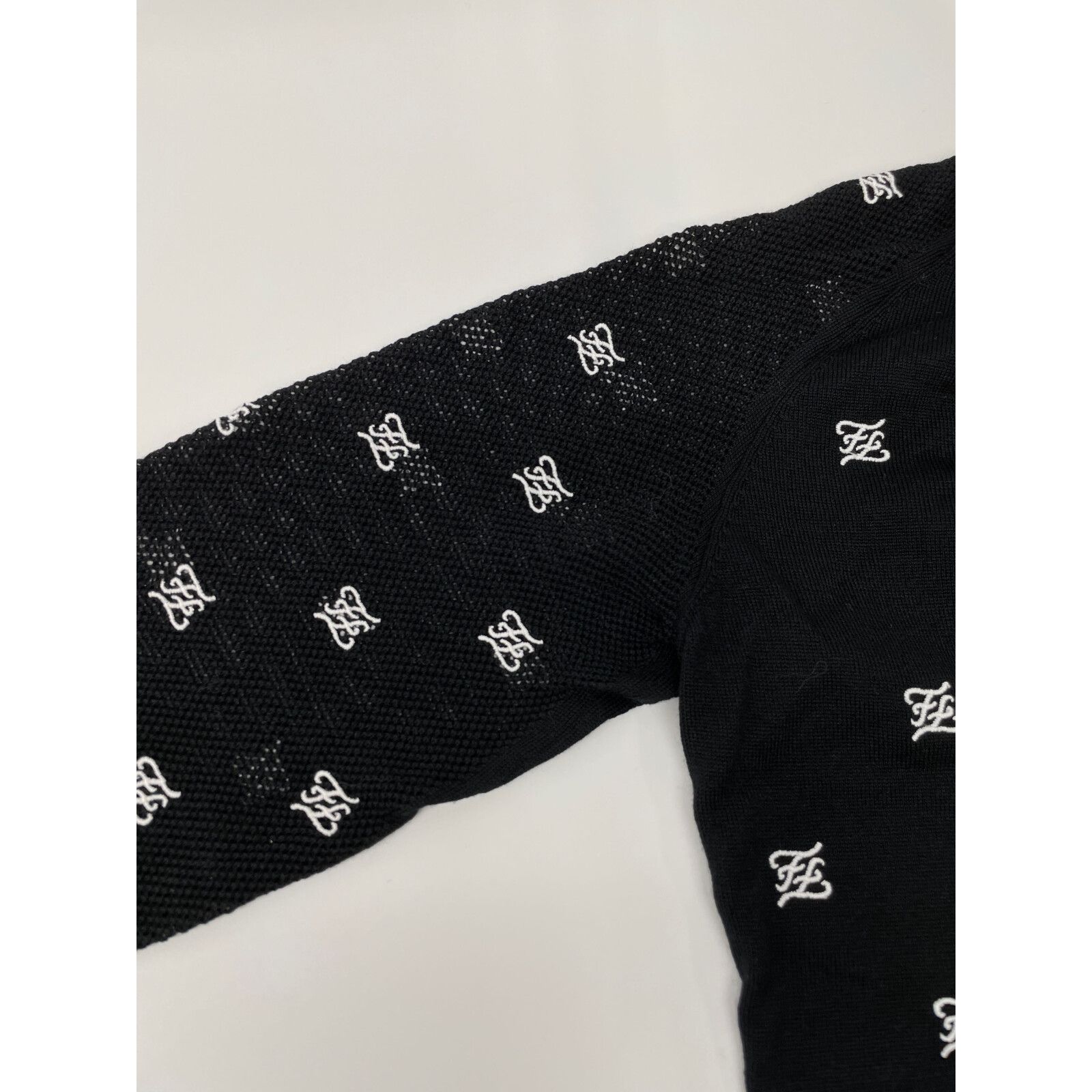 ｶﾘｸﾞﾗﾌｨｰ ﾒｯｼｭ