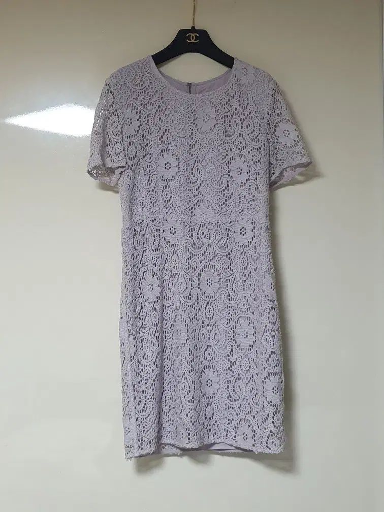 200 1万ウォン 以上 BURBERRY バーバリー ロンドン BURBERRY フローラル レース ワンピース