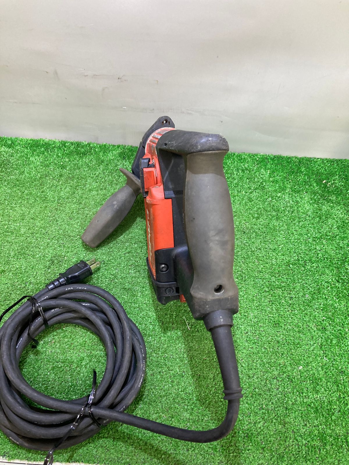 中古品】【0921】☆HILTI ロータリーハンマドリル TE15-C ITYHQ2HYE0IZ