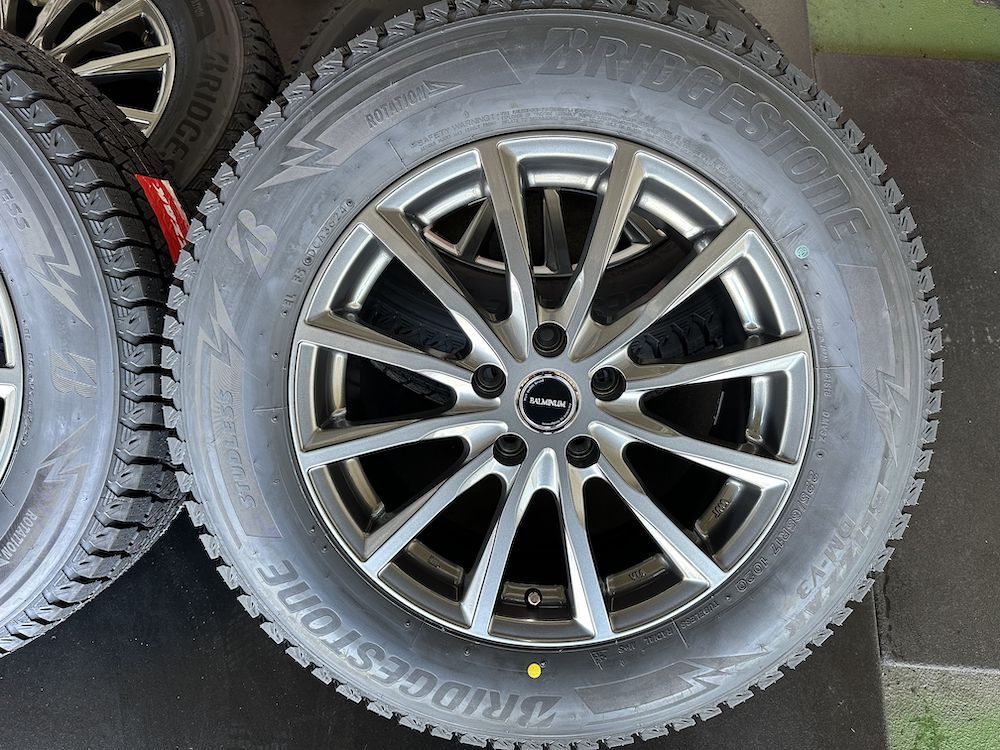 CX-5, CX-8 ブリヂストン冬タイヤ DM-V3 225/65R17 ホイールセット