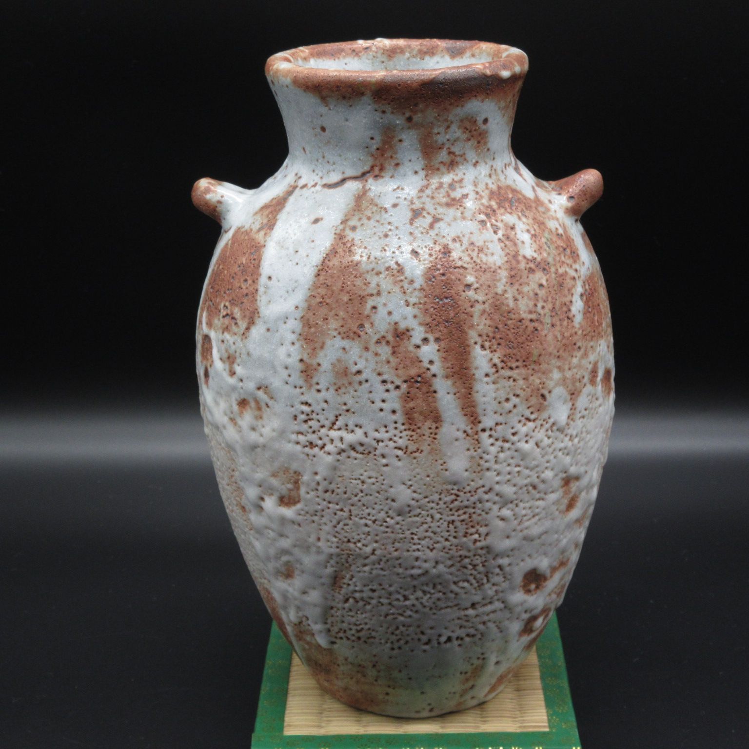 花瓶 花器 紀州焼 木箱 蓋は当て 銘 耳付 耳付き面取り花瓶 | 陶祖李参平窯 onlineshop