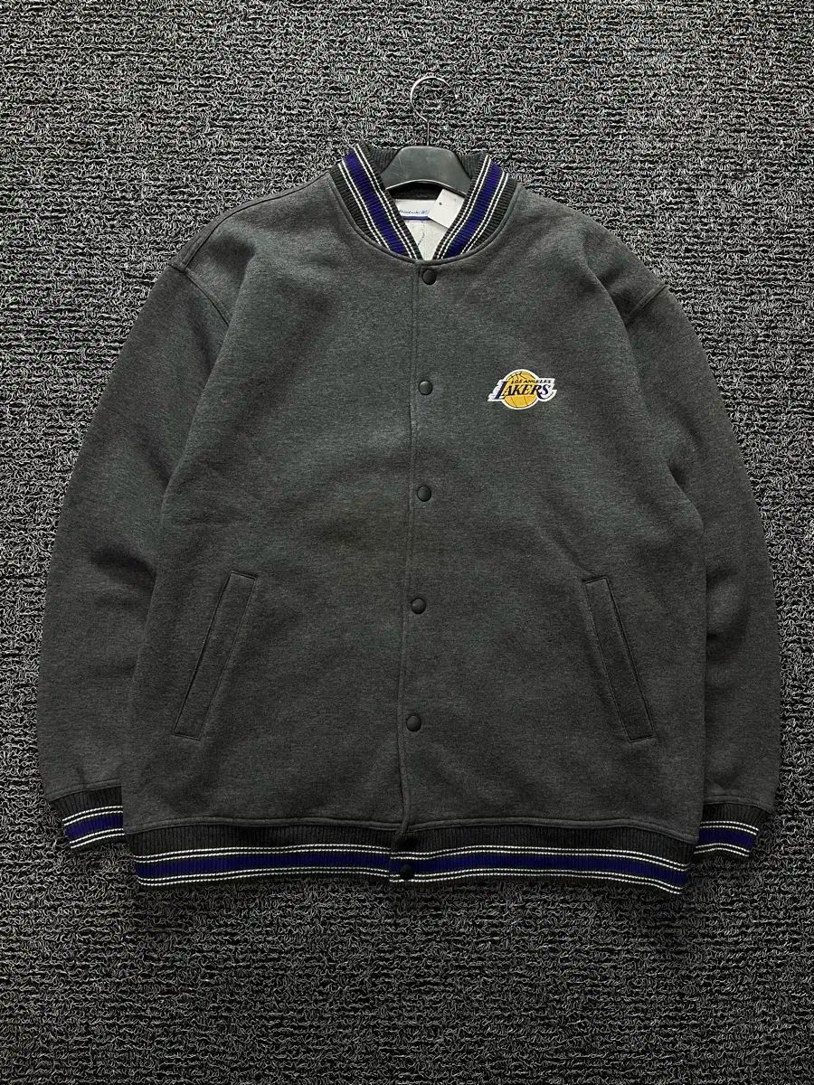 Reebok リーボック