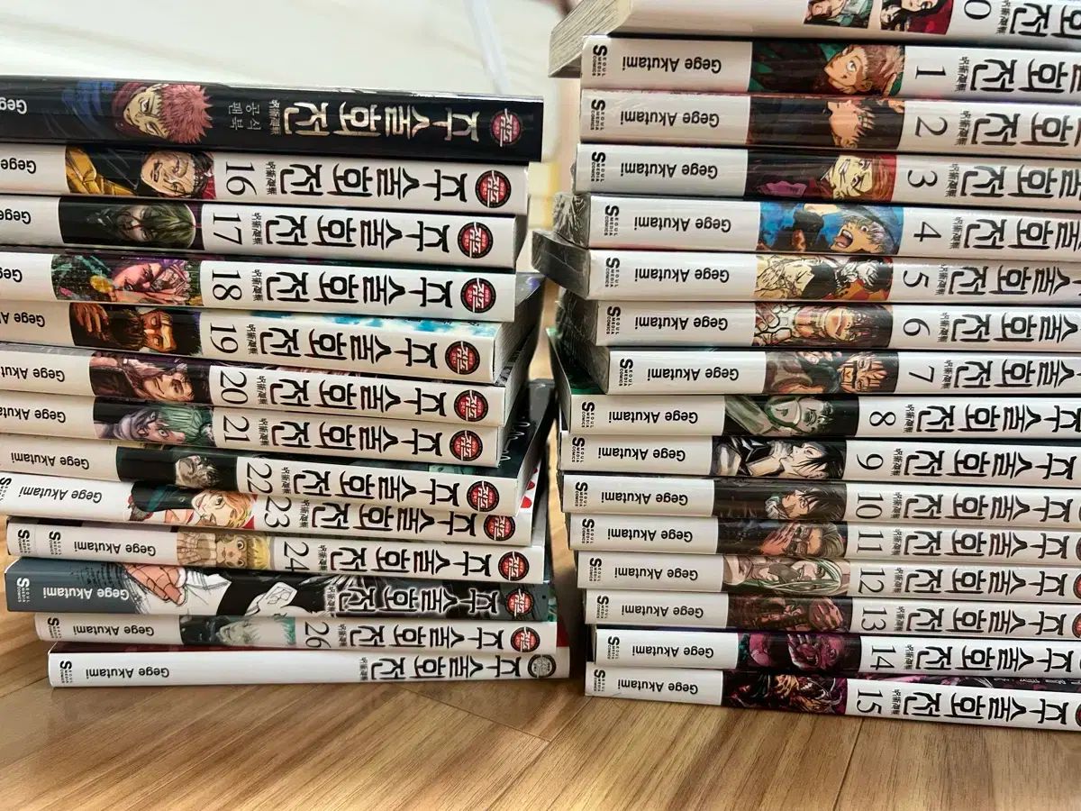 呪術廻戦 0巻〜27巻＋公式ファンブック＋SWITCHセット売り☆未開封有り☆ 呪術廻戦 0 ー 27 巻 公式ファンブック 特典 おまけ - メルカリ