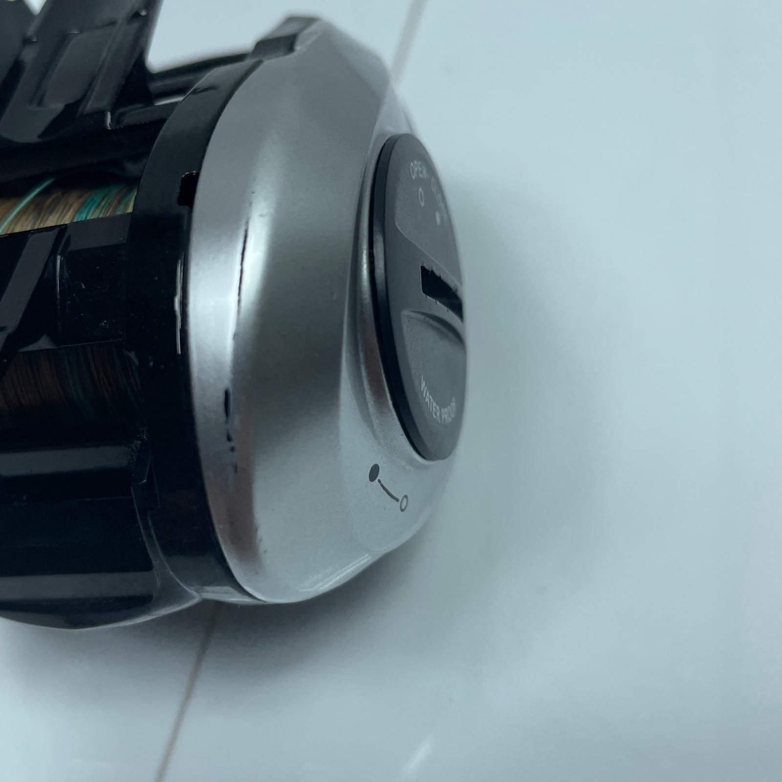 頑丈な Abu Garcia アブガルシア 両軸リール MAX DLC H