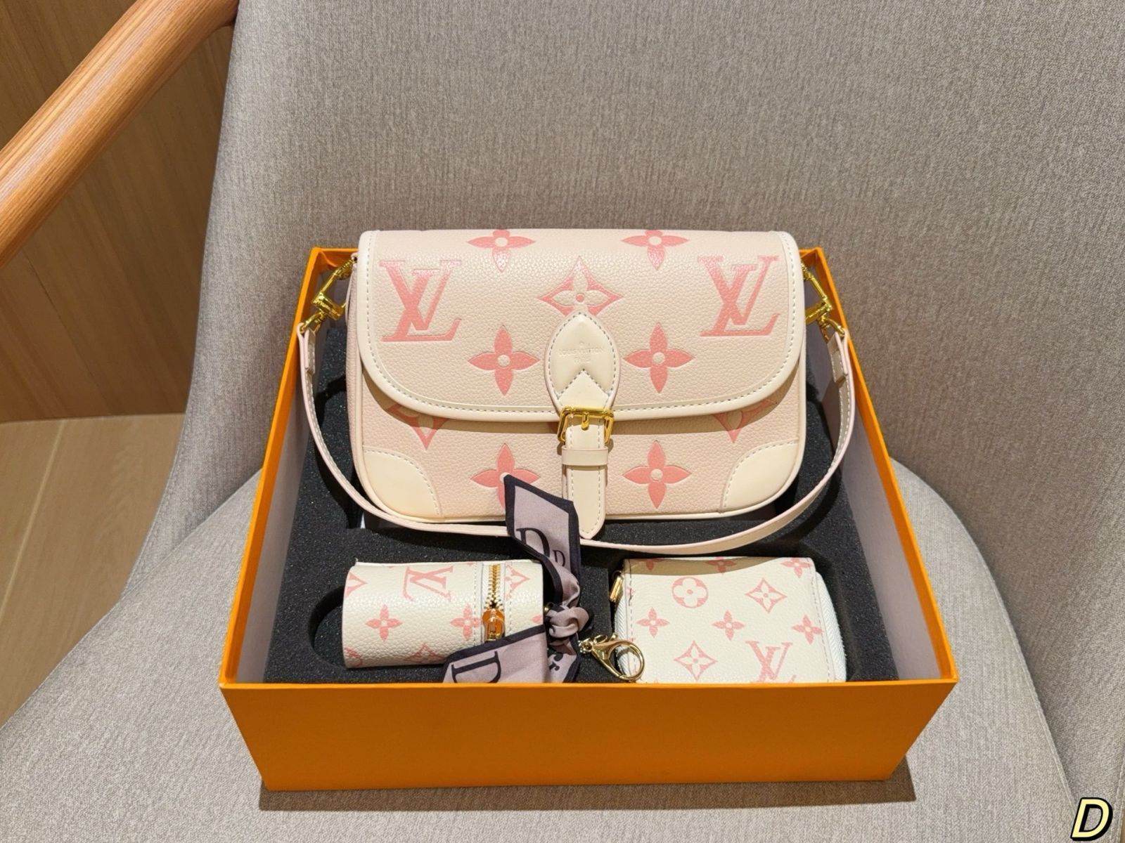 Louis Vuitton モノグラム ポーチ 3個セット（111）番 Louis Vuitton モノグラム ポーチ 3個セット 【公式通販】