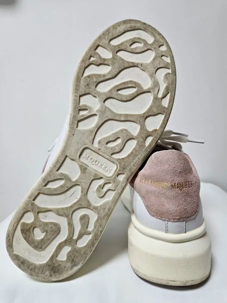 アレクサンダー alexander