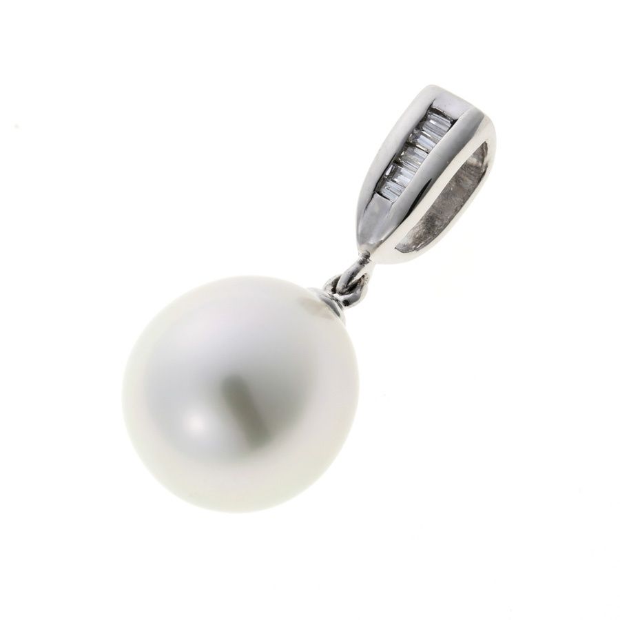 パール ペンダント PT900 Pt900 ペンダント パール 10.9mm / ダイヤモンド 0.06ct 【中古