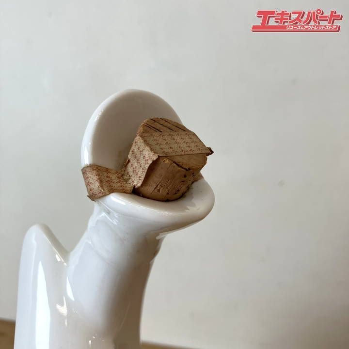 三楽オーシャン 三枝惣太郎作 89年 干支ボトル 巳年 巳歳　メルシャン 未開栓品】 500ml ウイスキー 三楽オーシャン '89 巳の干支
