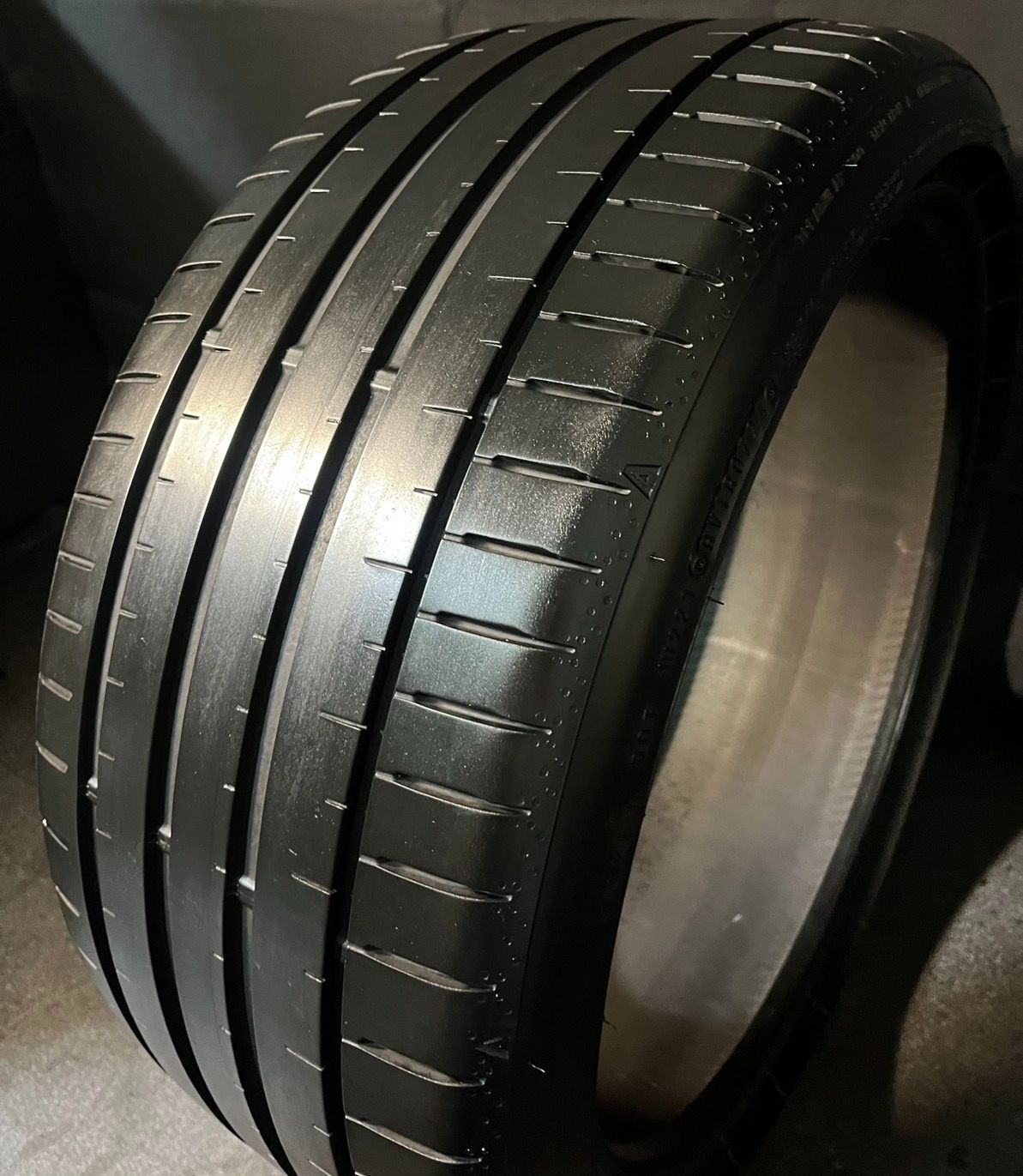 製 約7分山 ファルケン FALKEN アゼニス AZENIS FK520L 245 35R19 1本 h_577