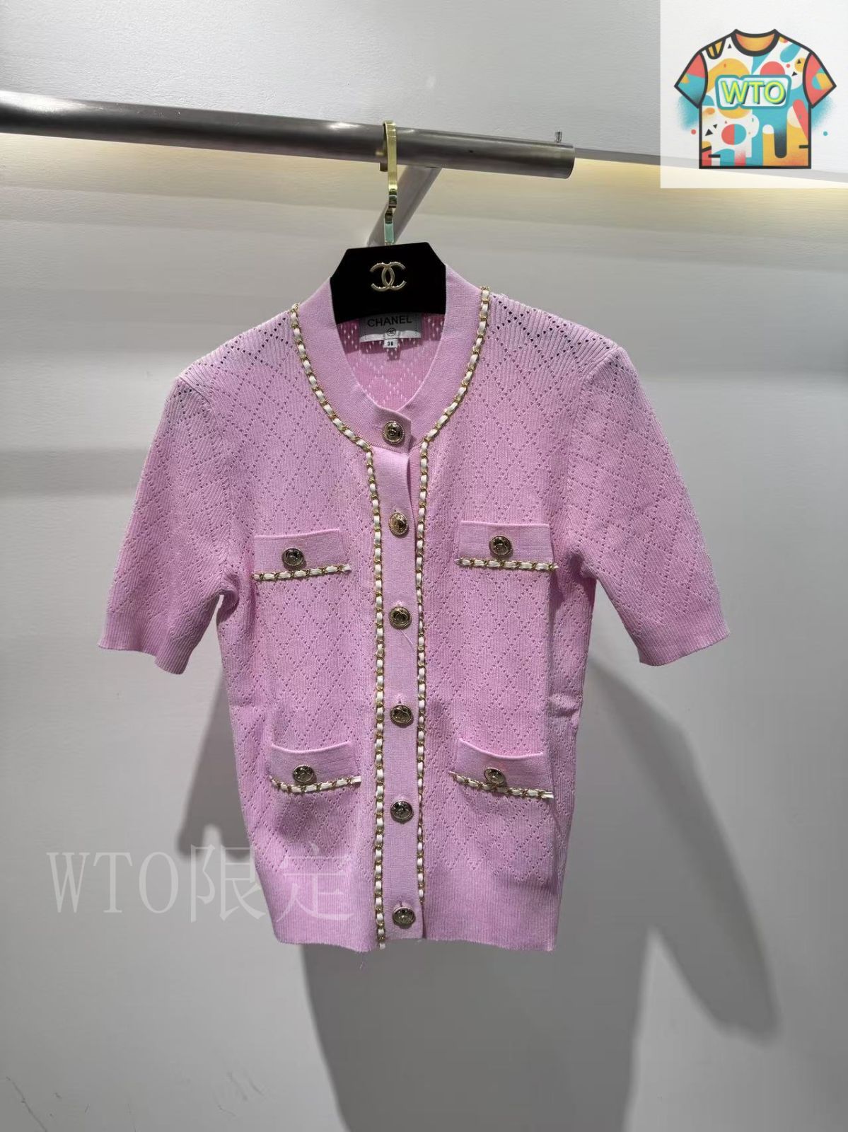 CHANEL - CHANEL ココボタン ショートスリーブ カーディガン CHANEL シャネル カーディガン ショート丈 バイカラー ココ