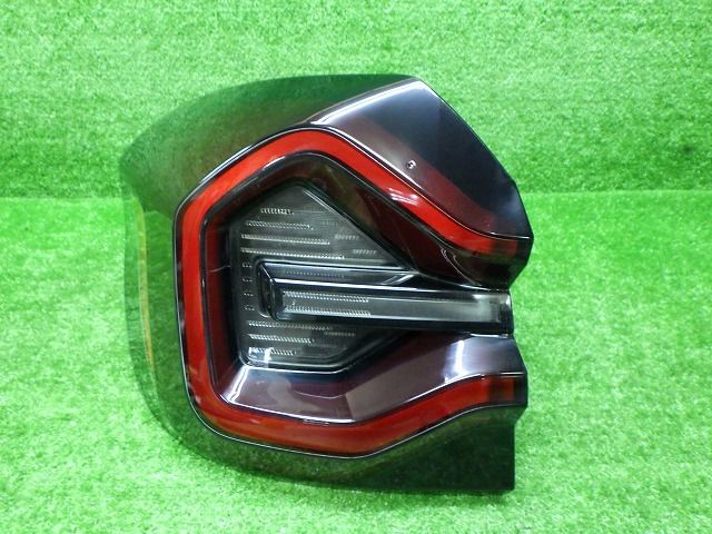 BMW G01 X3 後期 左テールレンズ H3946304707 240608033
