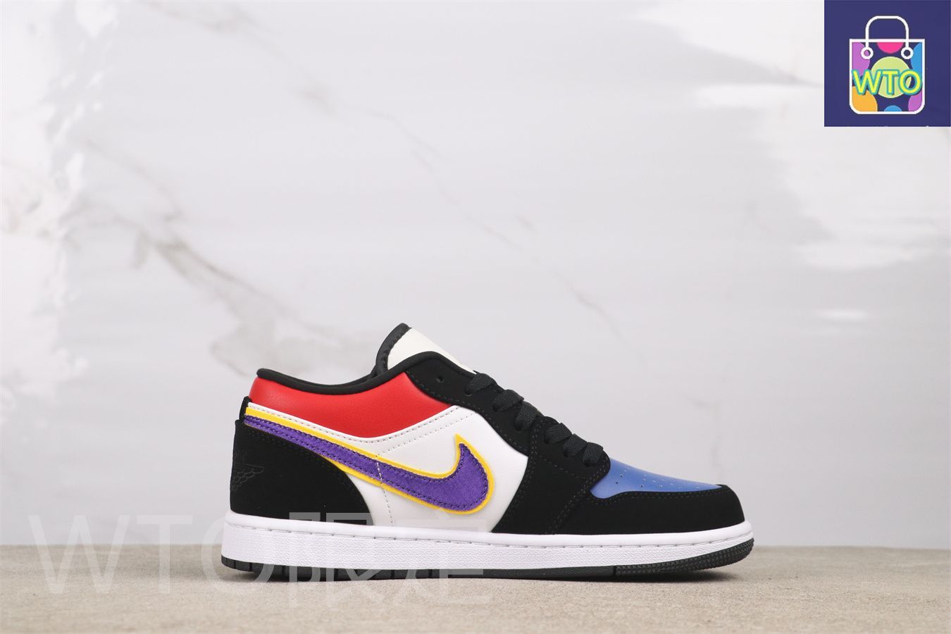 今日 エアジョーダン 1 ローカット CJ9216-051 パープルゴールド