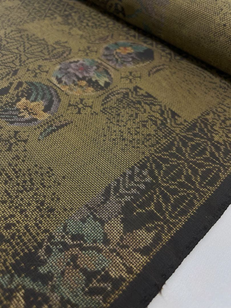 本場大島紬 古代染色 純泥染 永長織物 通産大臣指定伝統的工芸品 正絹 反物 本場大島紬 古代染色 純泥染 永長織物 通産大臣指定伝統的工芸品 正絹