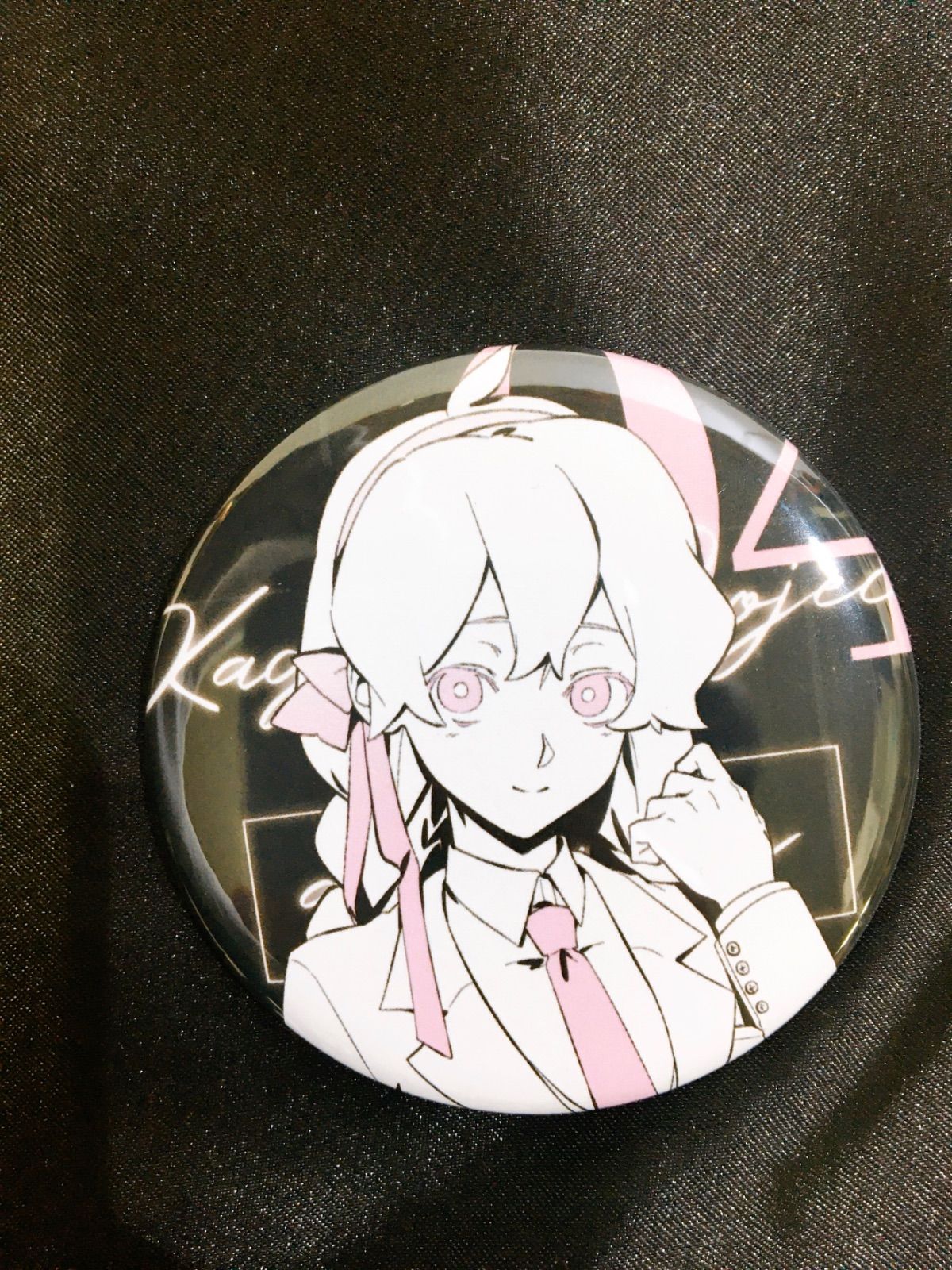 カゲロウプロジェクト　缶バッジ③ 美品】カゲロウプロジェクト 10周年 缶バッジ 3個セット - メルカリ