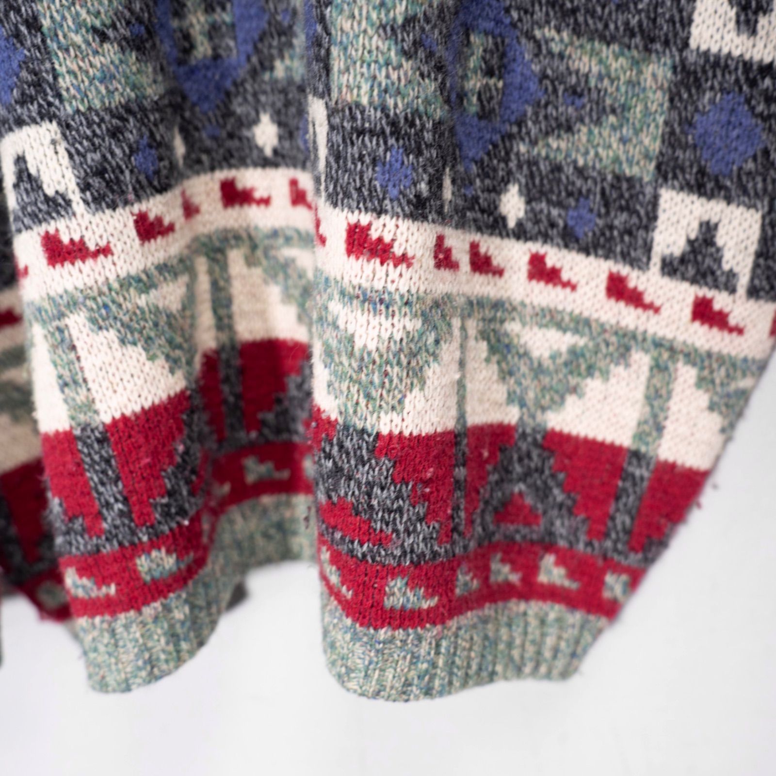 ヨーロッパ古着柄デザインニット