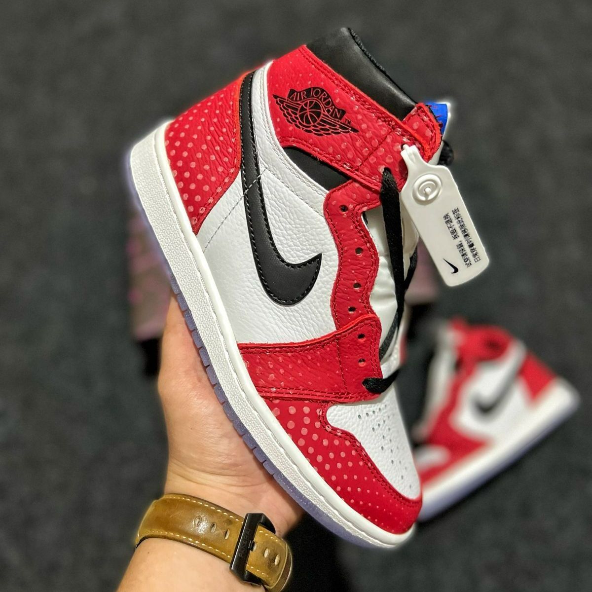 ❗️激安価格❗SPIDERMAN × NIKE AIR JORDAN 1 ORIGIN STORY (555088-602) スパイダーマン × ナイキ  エアジョーダン1 オリジンストーリー 