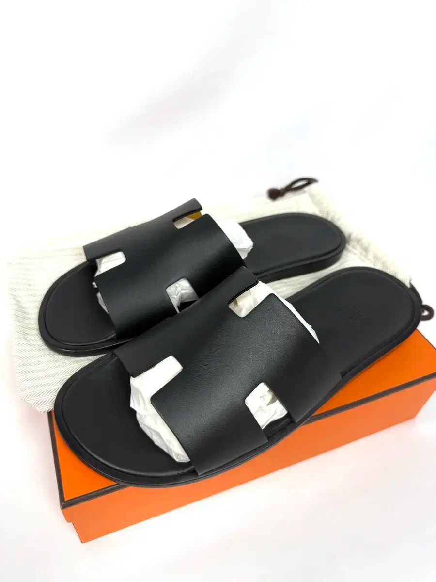 【試着のみ】エルメス　イズミール　マリン 新品 42 5 HERMES(エルメス) イズミール カーフスキン スリッパ 楽天