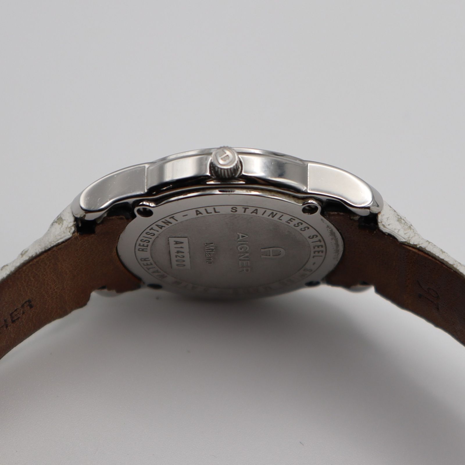 アイグナー AIGNER Milano A14200 クォーツ 石付き シルバー×白 アイグナー AIGNER Milano A14200 クォーツ 石付き シルバー×白