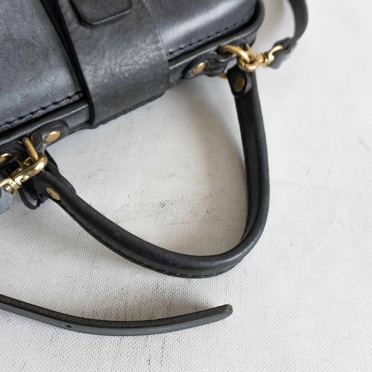 【美品】HERZ ボナール 2WAY ショルダーバッグ プルアップ　鞄 ヘルツ 美品】HERZ ボナール 2WAY ショルダーバッグ プルアップ 鞄