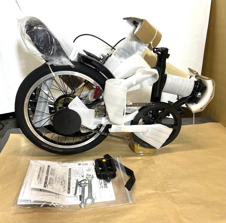 開封済・未使用品】 PANGAEA(パンゲア) パンクしない折りたたみ自転車 FDB160-NP コンパクト ブラック ノーパンクタイヤを採用  16インチ K0202 0207ML004 0120240202100631 - メルカリ