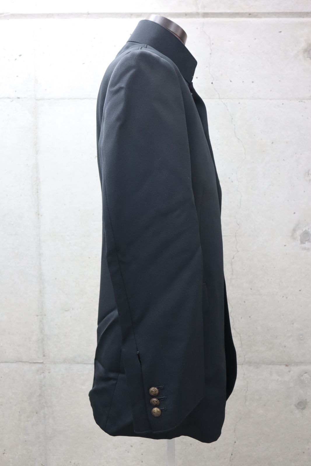 変形学生服
