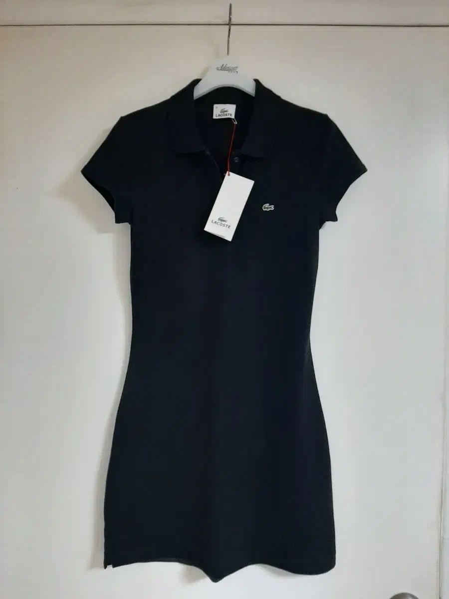 LACOSTE ラコステ 黒 スリムフィット PK ミニ ワンピース