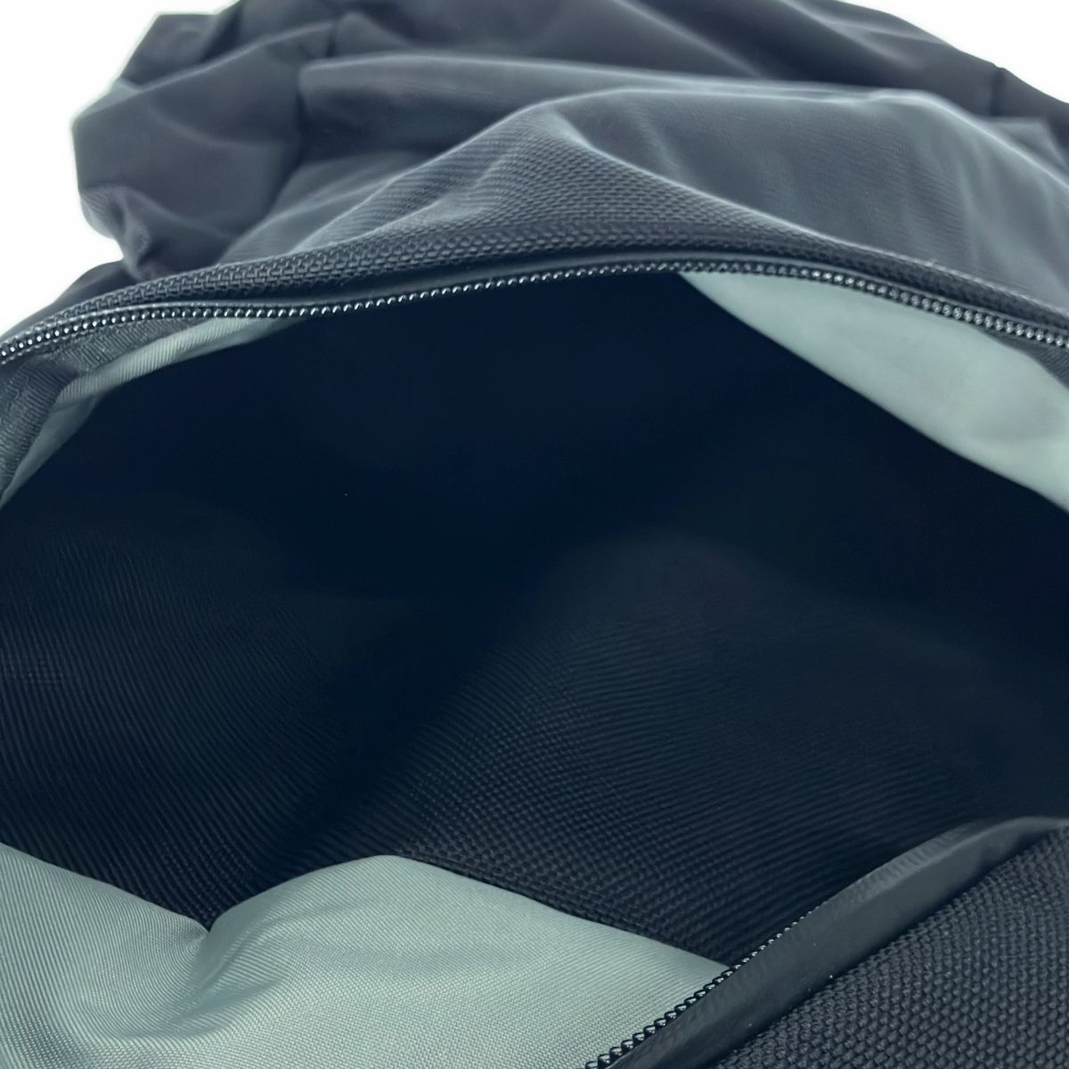 BLUE LUG ブルーラグ chimney 35 チムニー 大容量バックパック 