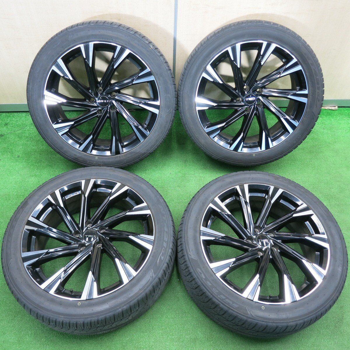 キレイ 21年 TRD TFⅩ-Limited アルミニウム 鋳造 1ピース 245|45R20 ニットー NT421Q 20インチ PCD114.3|5H 4121810TNノ