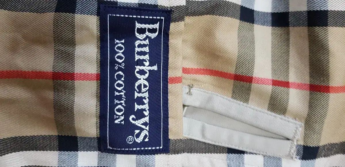 英国風トレンチコート