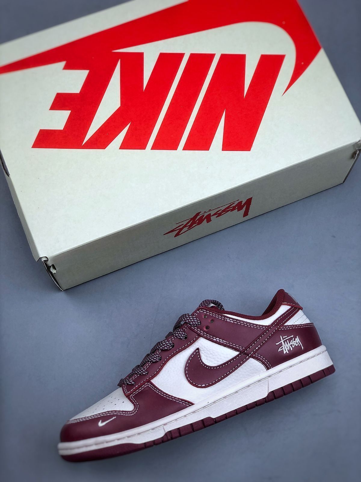 ナイキ スニーカー Nike Dunk Low Retro x stussy 並行輸入品