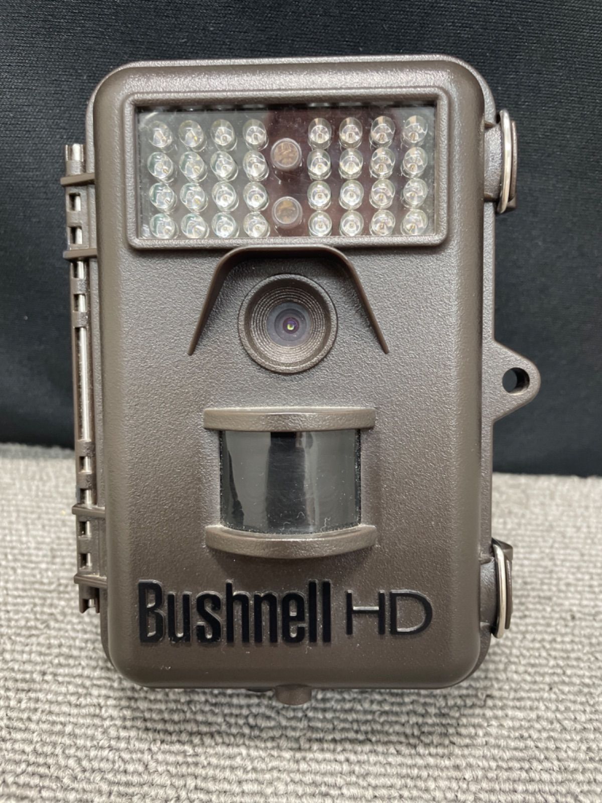 Bushnell TOROPHYCAM トレイルカメラ トロフィーカムHD 119537 メルカリ