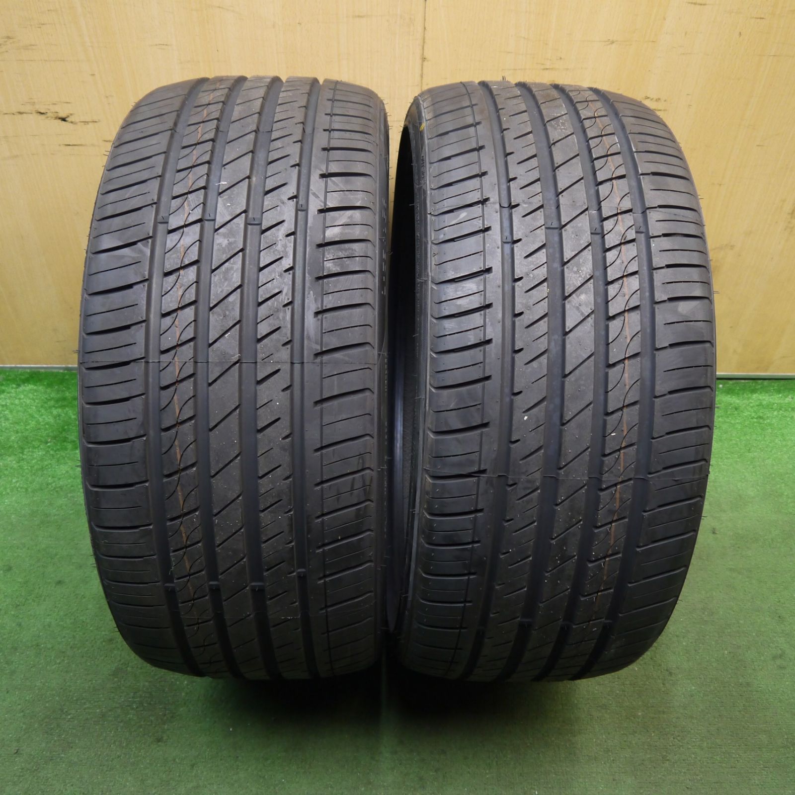 23年 2本 265 30R22 グリンランダー L-ZEAL56 タイヤ 22インチ ポルシェ パナメーラ カイエン ハリアー 等 5081811Hノタ