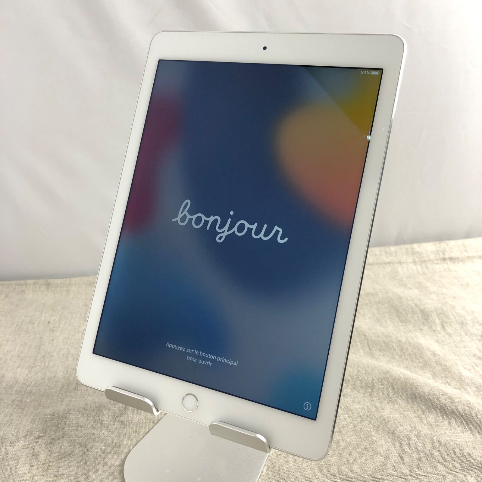 訳アリ】iPad Air 2 64GB Silver - メルカリ