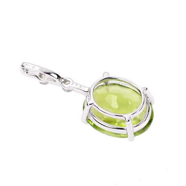 K18WG ペリドット ダイヤモンド ペンダントトップ 2.95ct D0