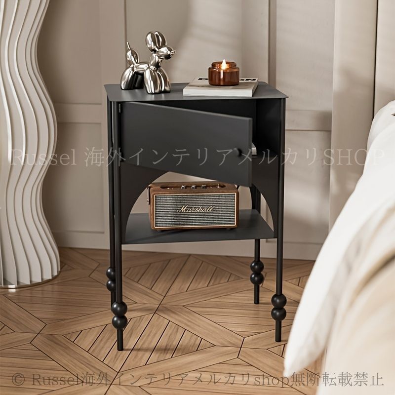 サイドテーブル　机　黒　ブラック　スタイリッシュ　モノクロ　おしゃれ　インテリア サイドテーブル 机 黒 ブラック スタイリッシュ モノクロ